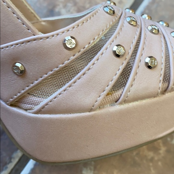 Blush color platform stilettos size 8 - Picture 9 of 13